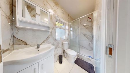 1 bedroom property to rent - Photo 3
