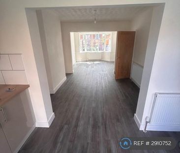 3 bedroom terraced house to rent - Photo 1