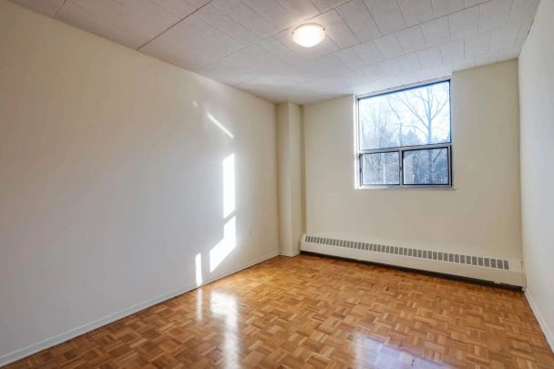 Castlegate Apartments — 1 Bedroom - Photo 1