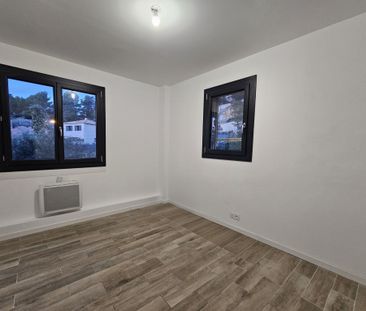 Location Appartement 4 pièces 89m² VITROLLES 13127 - Photo 3