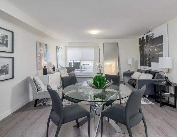 Castle Court | 14407 121 St. NW, Edmonton - Photo 1