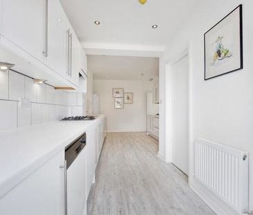 House share to rent - Photo 2