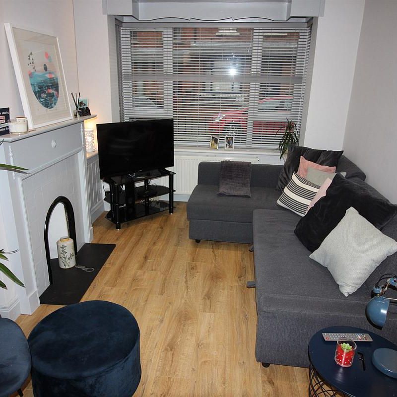 44 Windsor Drive, Belfast BT9 7FH - Photo 1