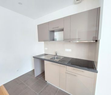 location Appartement F2 DE 56.34m² À POITIERS - Photo 4