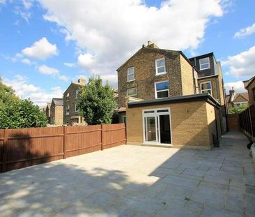 Albacore Crescent, Lewisham, London, SE13 - Photo 1