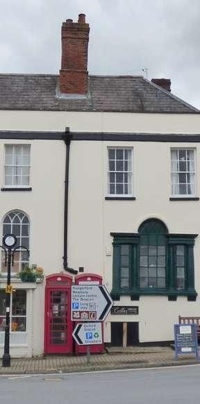 Market Place, Wantage, OX12 - Photo 1