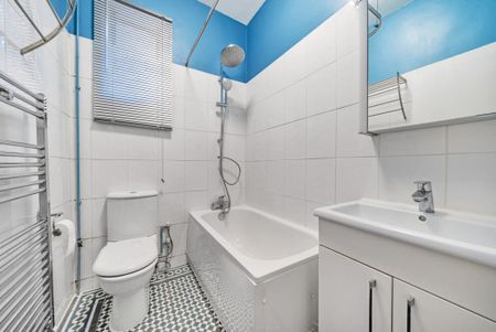 2 bedroom flat to rent - Photo 5