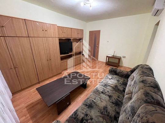 Apartament 2 camere, Semidecomandat, zona Circumvalatiunii - Photo 1