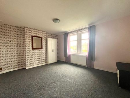 2 bedroom semi-detached house to rent - Photo 3