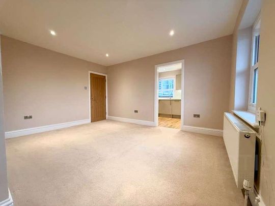 Shorncliffe Road, Folkestone, CT20 - Photo 1