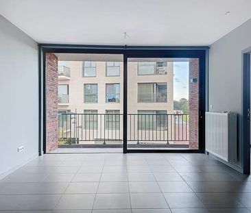 Appartement te huur - Photo 1