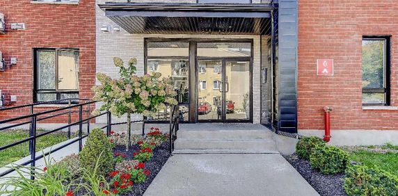 Beau et grand 4 1/2 immeuble 55 ans et + - Photo 2