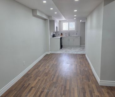 96 Angier Crescent #Basement - Photo 2