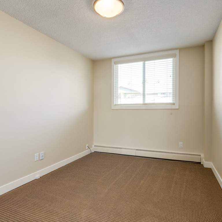 1 Bedroom - Photo 1