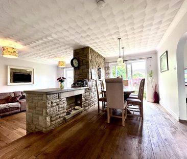 3 bedroom detached bungalow to rent - Photo 3