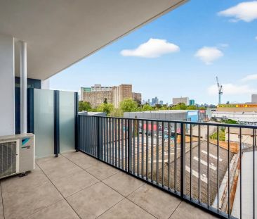 Brand New Living in the Heart of North Melbourne - Photo 5