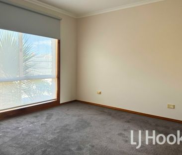 Quiet Court Location! - Photo 1