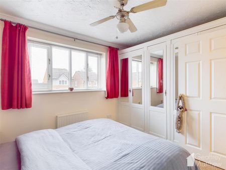 2 bedroom semi-detached house to rent - Photo 2