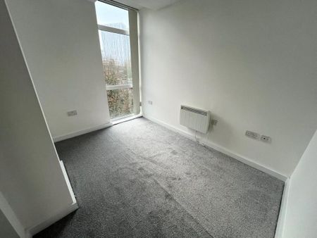 2 Bed Flat, Madison Court, M50 - Photo 2