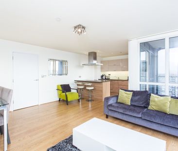 2 Bed Flat, Panoramic Tower, E14 - Photo 1