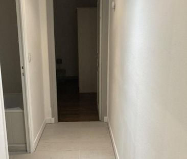 Location Appartement 2 pièces Meublé 40m² LISIEUX 14100 - Photo 3