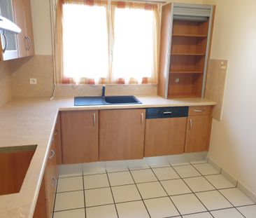 Location Maison 6 pièces 122m² CHAMALIERES 63400 - Photo 3