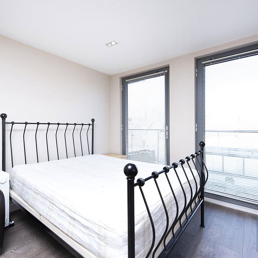 52 Mintern Street, London - Photo 1