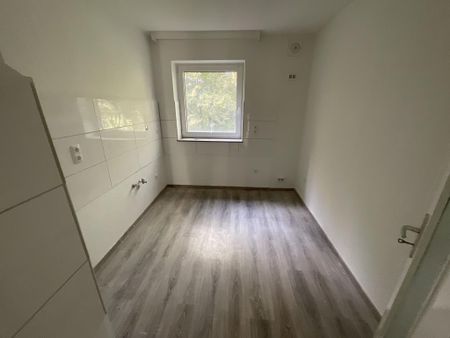 Bereits modernisierte 3-ZKB-Balkonwohung im Europaviertel zu vermieten! - Photo 4