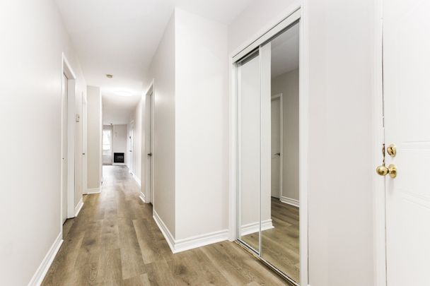 Condo for rent, Laval (Chomedey) - Photo 1