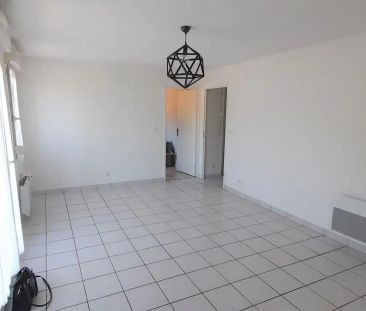 Appartement à louer 3 pièces 54.76m² - Photo 2