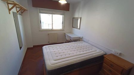 Piso de alquiler en Calle Pardiñeiros, O Milladoiro - Photo 5