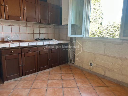 A louer Arles Monplaisir T2 avec terrasse, - Photo 1