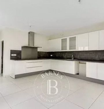 Maison • La Châtaigneraie-La Feuillaume Sud - Photo 4