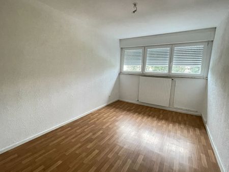 Location Appartement 4 pièces 94m² - Photo 3