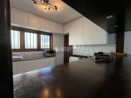 Casa com 4 quartos e 300m² para alugar em Jurerê, Florianópolis. - Foto 4
