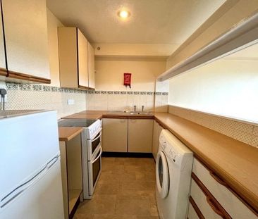 Eleanor Close, Lewes - Photo 4