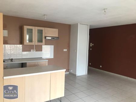 Location Appartement 3 pièces 58m² ST ETIENNE 42000 - Photo 3