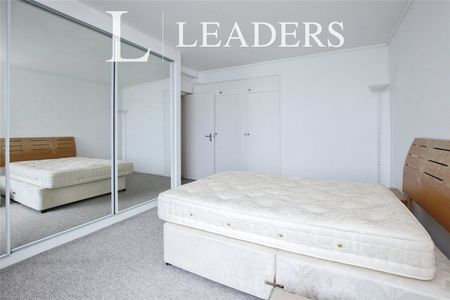 2 bedroom apartment to rent Manor Road, Bournemouth, BH1 - Photo 3