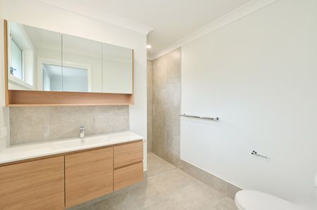 35 Ashlar Parkway, Thrumster NSW 2444 - House For Rent | Domain - Photo 4