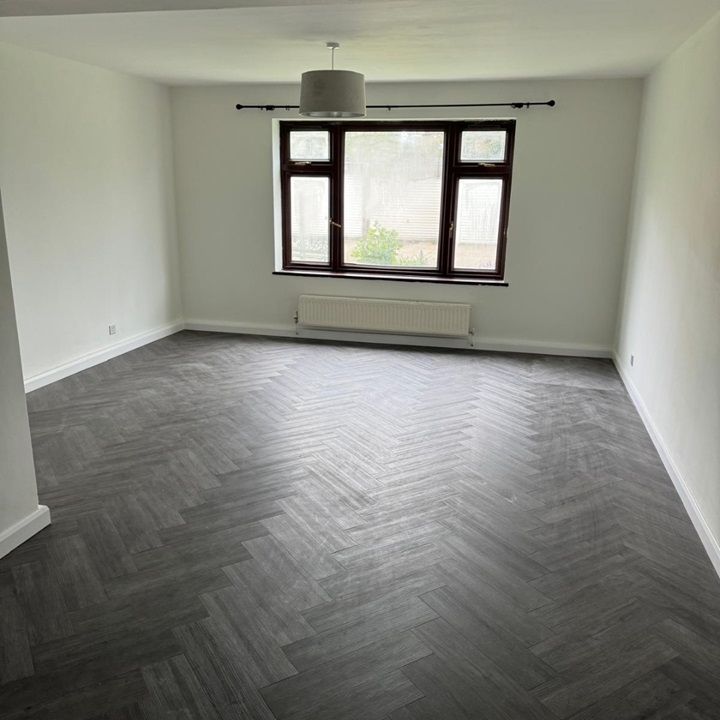 2 Bed Flat, Castlebar Road, W5 - Photo 1