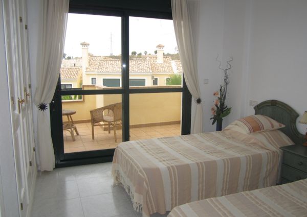 40 Campoamor Golf