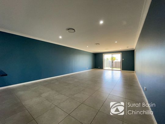 Well-Presented 3 Bedroom Duplex – Perfect for Sharing - Photo 1