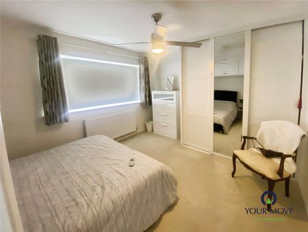 4 bedroom detached house to rent - Photo 4