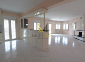 Διαμέρισμα για ενοικίαση - Συκιές, - Photo 1