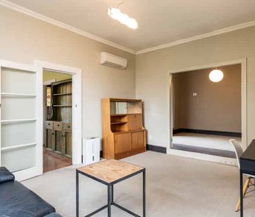 COSY PARTLY FURNISHED THREE BEDROOM HOME - Photo 2