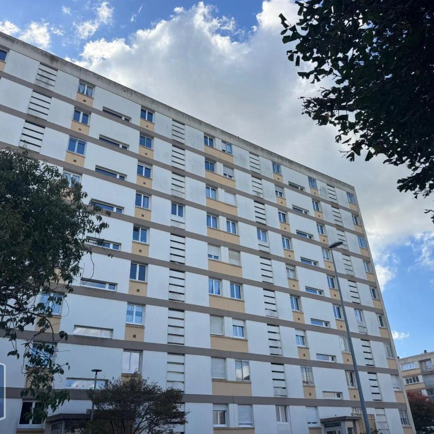 Appartement à louer 4 pièces 78m² - Photo 1