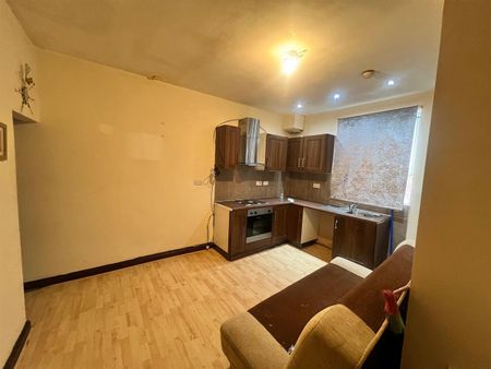 Dewsbury Road, Leeds - Photo 3