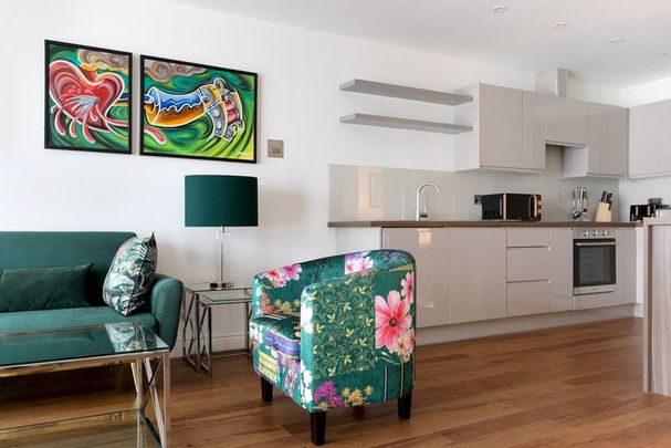 Kentish Town Road - Photo 1