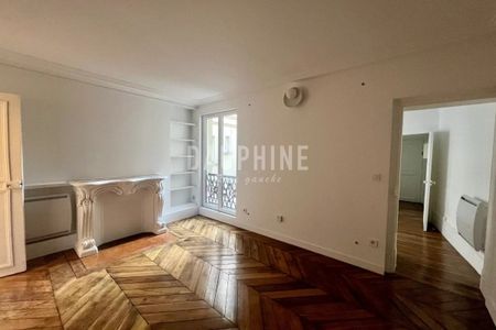 Appartement à louer à Paris 6Ème - Photo 2