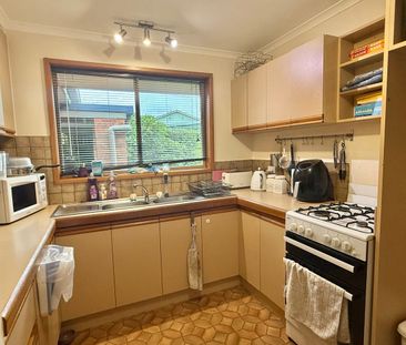 Well-Sized Family Home in Quiet Lakes Entrance Location - Photo 4